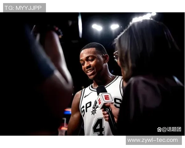 一言辞-顶薪却不抢戏！福克斯甘做文班最强绿叶，他想让巨大更巨大